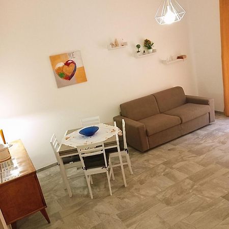 シラクーサLa Casa Di Nonna Concettaアパートメント エクステリア 写真