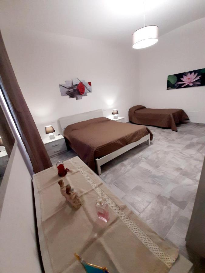 シラクーサLa Casa Di Nonna Concettaアパートメント エクステリア 写真